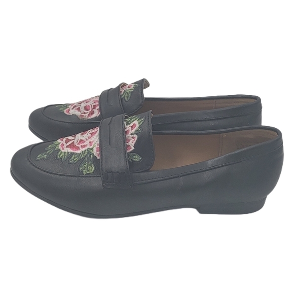 Seven Dials Women's Black Floral Embroidered Sabrina Penny Loafer Size 6.5 - Picture 1 of 11